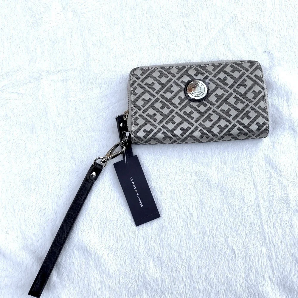 Tommy Hilfiger items strap hilfiger